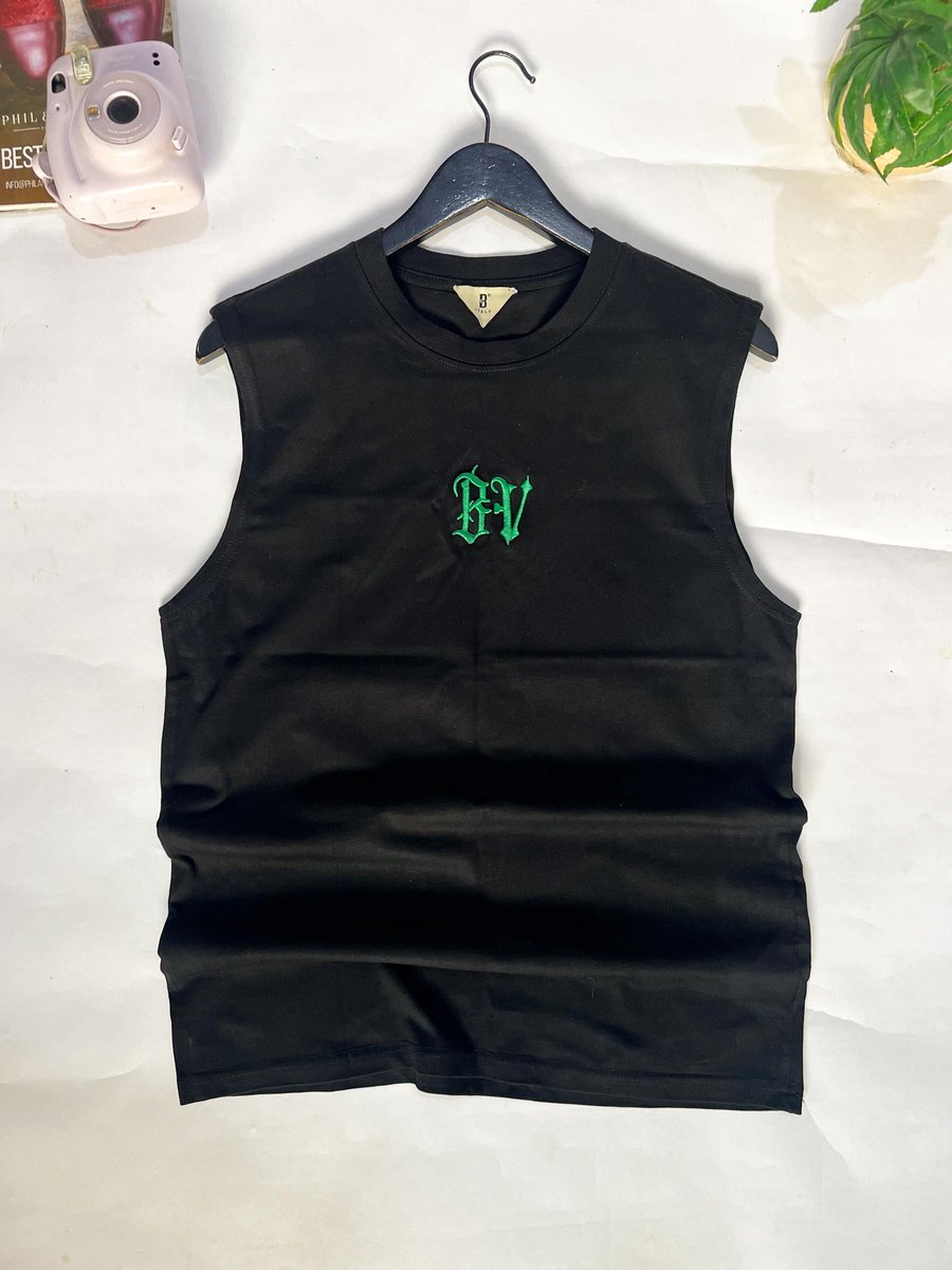 mars_retail's tweet photo. 1~ XL
2~ M
3~ L
4~ M

🏷️ ¢89.99 each
DM TO PURCHASE | rts appreciated 👽🚀 https://t.co/krrhiqYNyc