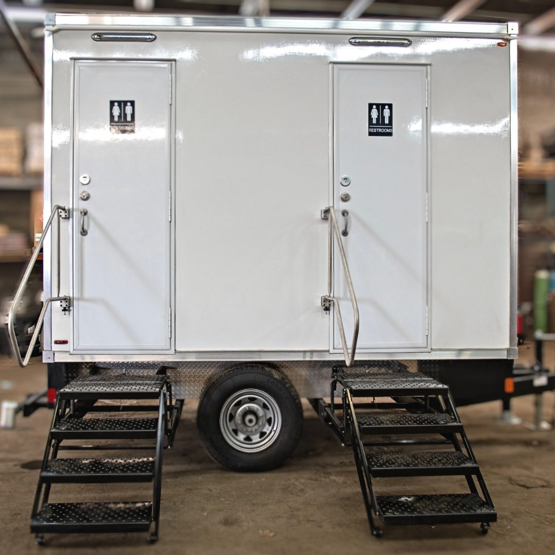 Here at A Royal Flush, we offer emergency restroom services, and in the event of an emergency, we are prepared to help. Request a quote today by visiting aroyalflush.com

#aroyalflush #portablerestroom #restroomtrailer #construction #event #portapottyrental #toiletrental