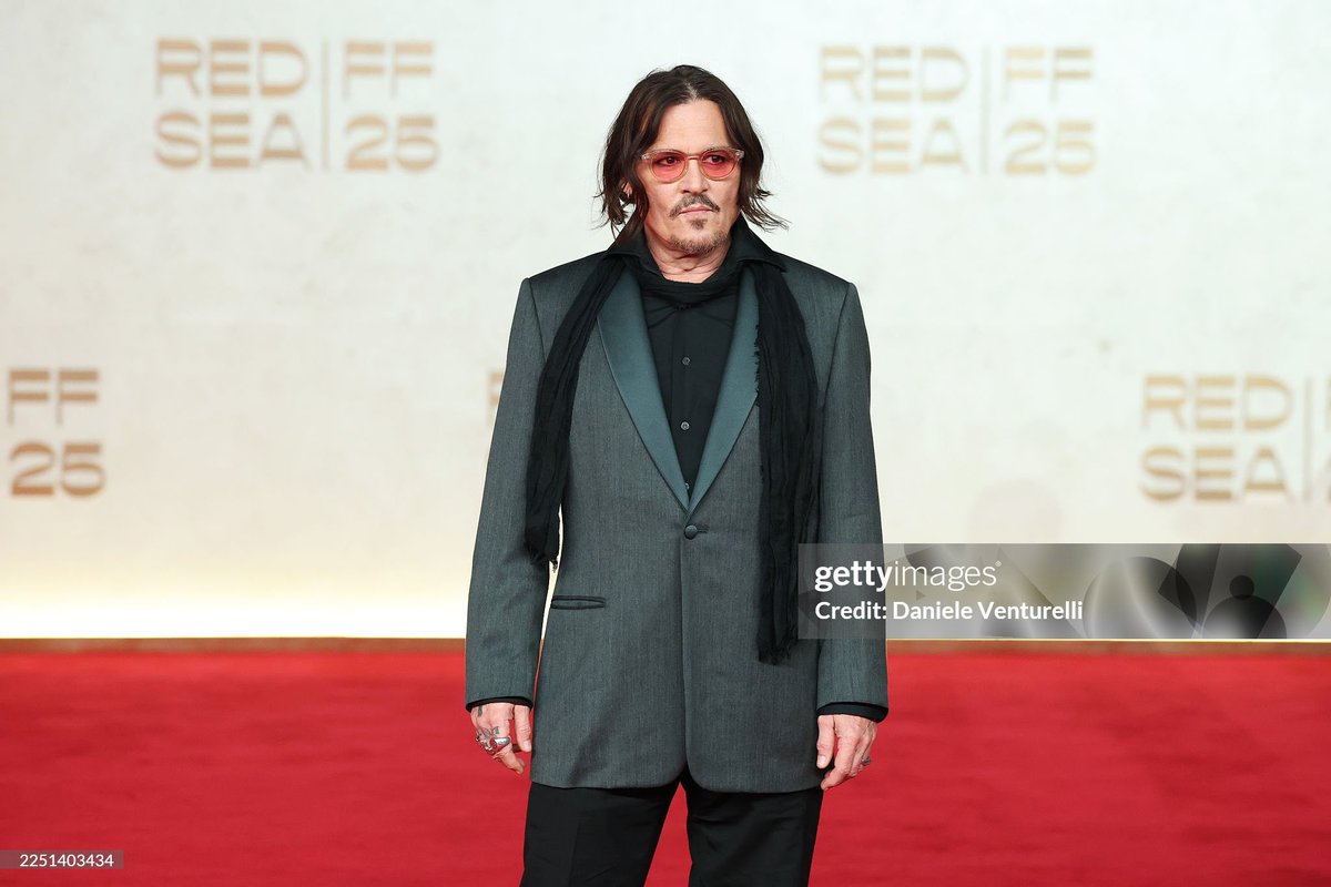 JerrieDepp's tweet photo. New photo of God Dad (#JohnnyDepp) attending the Closing Night red carpet at the Red Sea International Film Festival 2025 on December 11, 2025 in Jeddah, Saudi Arabia.

(Photo by Daniele Venturelli / Getty Images for RSIFF) https://t.co/Yqq8F7jzrD