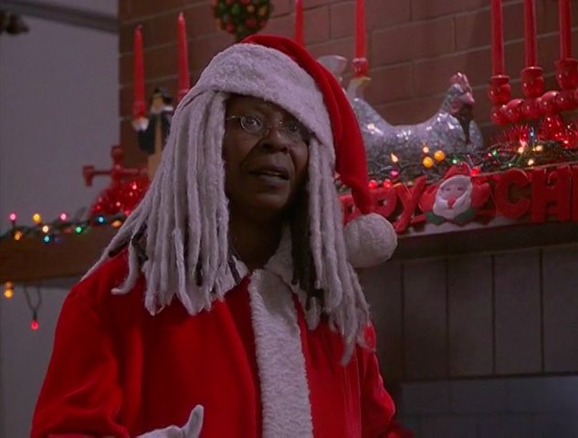 Кстати, в 2001 году вышел прелестный фильм, в котором Сантой сделали черную женщину, и твиттер не говнился (твиттера еще не было)