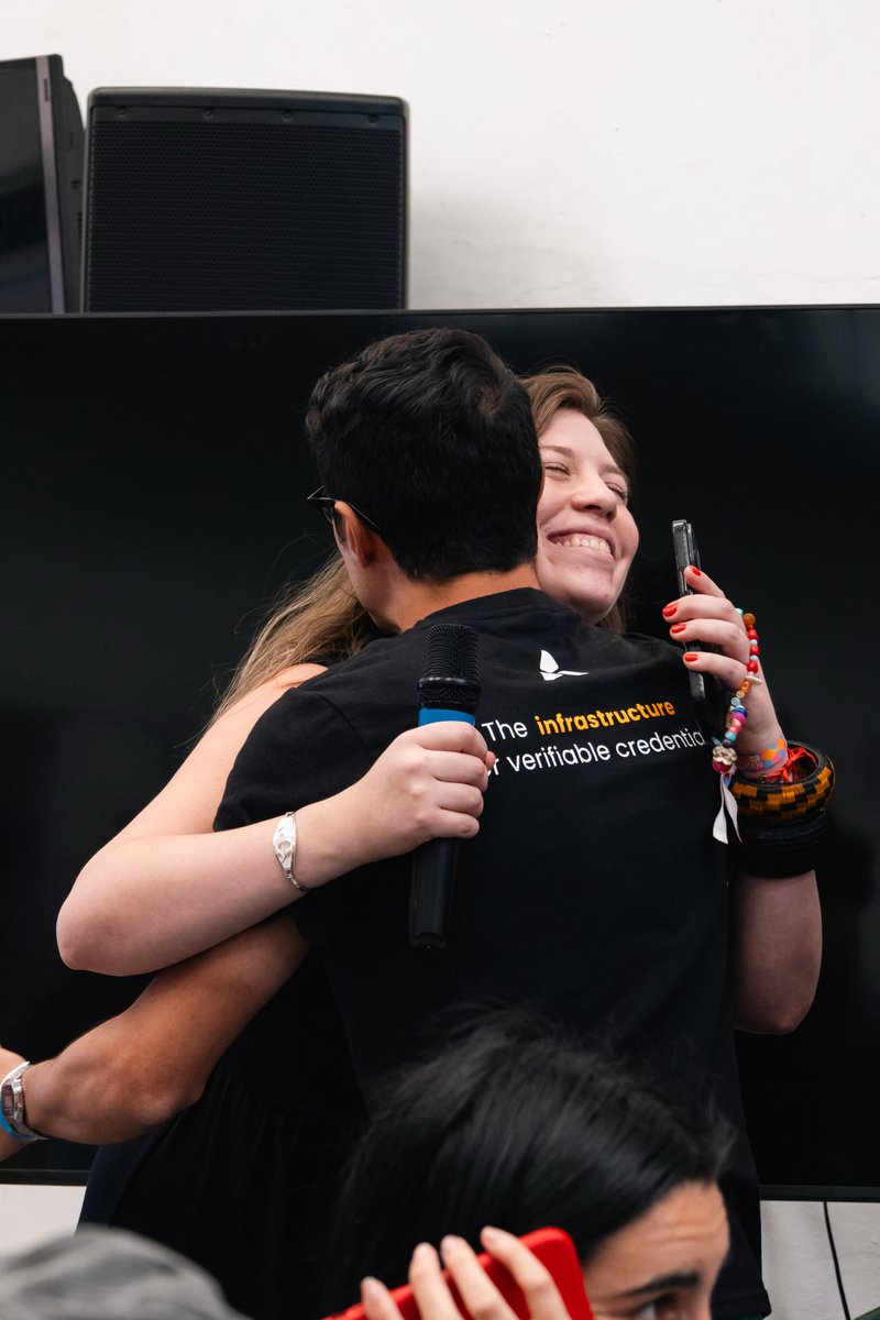 Daniela Henao tweet media