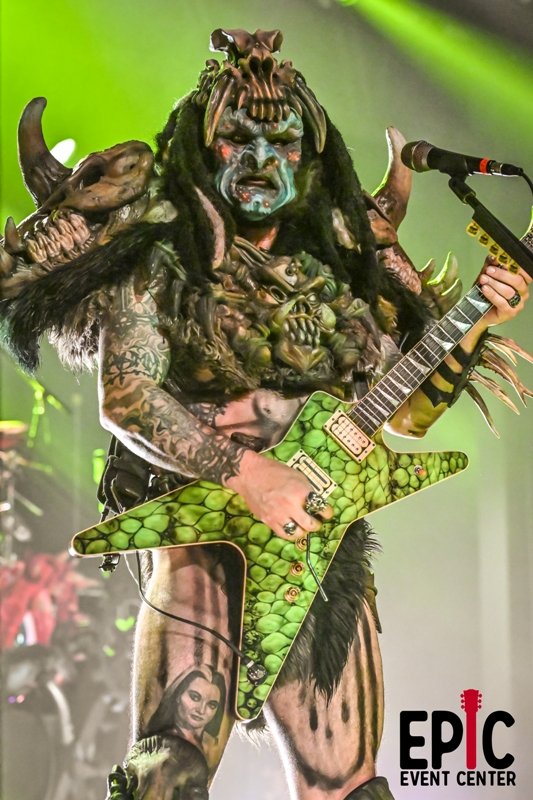 EPICGreenBay's tweet photo. ON SALE NOW! 
Brace yourselves, humans… GWAR is storming back into EPIC on 4/5 &amp; they’re bringing Soulfly &amp; King Parrot along with. Expect blood, chaos, cosmic destruction… you know, a perfectly normal night with GWAR.
Tix available NOW at https://t.co/7r9Pndgwxu. https://t.co/H9c2Ykfnb0