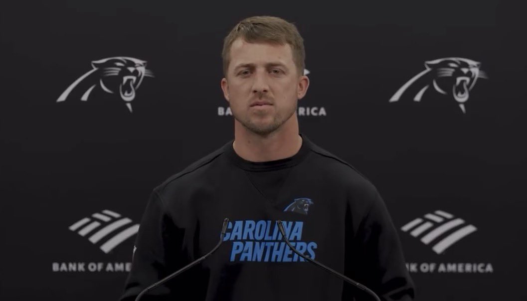 XavierSupreme_'s tweet image. You can see my mans go from bright and inquisitive to disgusted and confused 

I hate #ThatMan