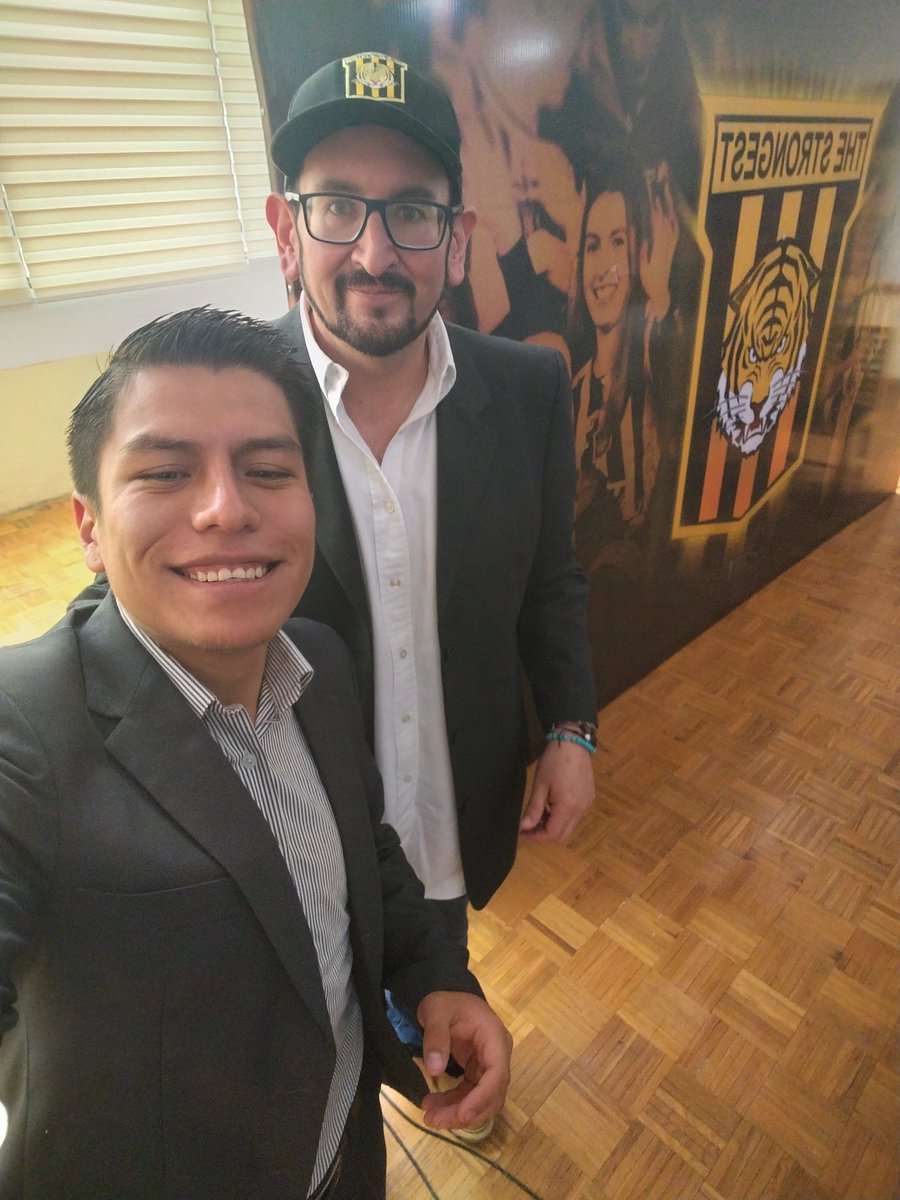 Hay personas que salpica stronguismo a donde van🐯
Un gusto verte <a href="/dmillares/">Daniel Millares A.</a>