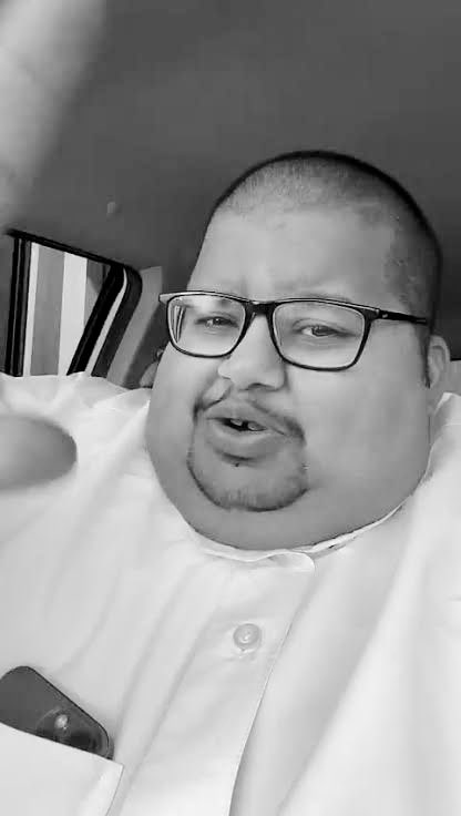 وفاة المشهور #ابو_مرداع بعد حادث مروري .

-