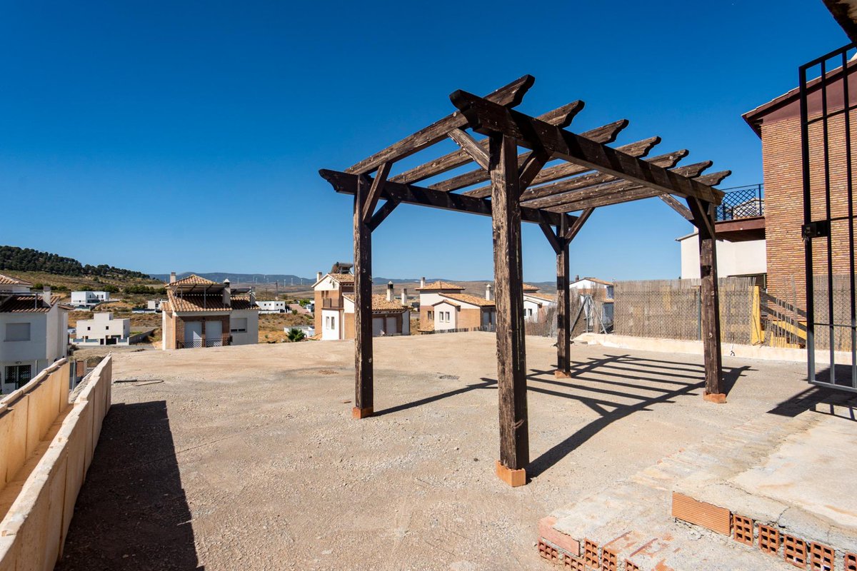 InHouseArmilla's tweet photo. Chalet en la prestigiosa urbanización Cañadas del Parque, en #Dílar, muy cerca de #Granada... 🧐👇

https://t.co/Y1n6pB9EFl https://t.co/fWLerch8yX