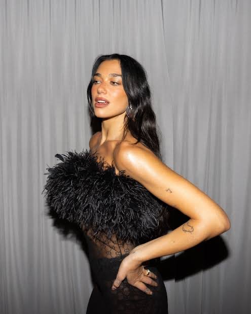 Indie5051's tweet image. Dua Lipa se presentará en Cancún, México 🇲🇽 el día de mañana 12 de Diciembre en la fiesta de fin de año del Hotel Moon Palace The Grand Cancún para empleados, acompañantes y empresarios.