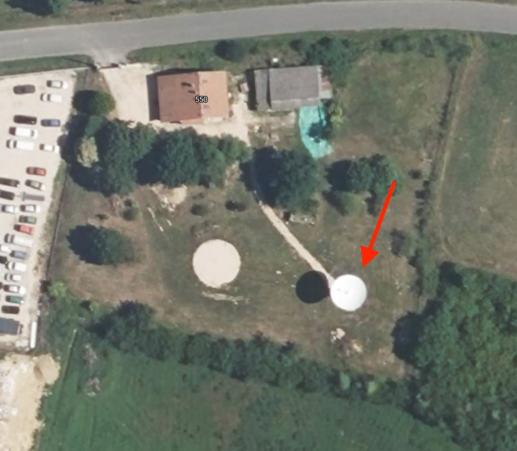 France: Just 70 km from Airbus’s satellite control centre, a 7-metre listening dish stood in a village garden - run by a former Chinese rocket engineer. Then came the raid …  and now total silence open.substack.com/pub/lecueilleu…