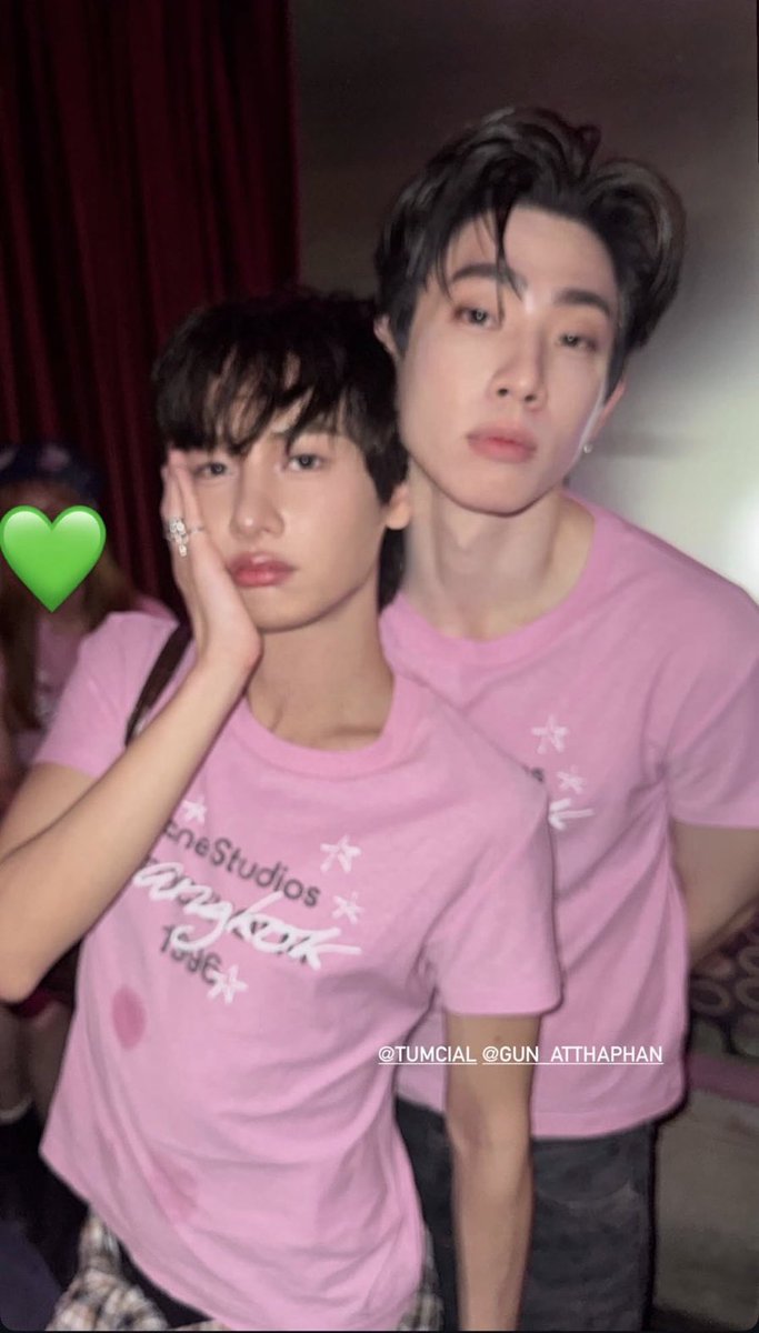 แล้วออฟกันโพซิชั่นชัดเกิน 
น้องกันทำหน้างู้ยฟิลกึ่มๆเมา อ้อนๆบนอกป่าปี๊🙂‍↔️
#ออฟกัน #OffGun