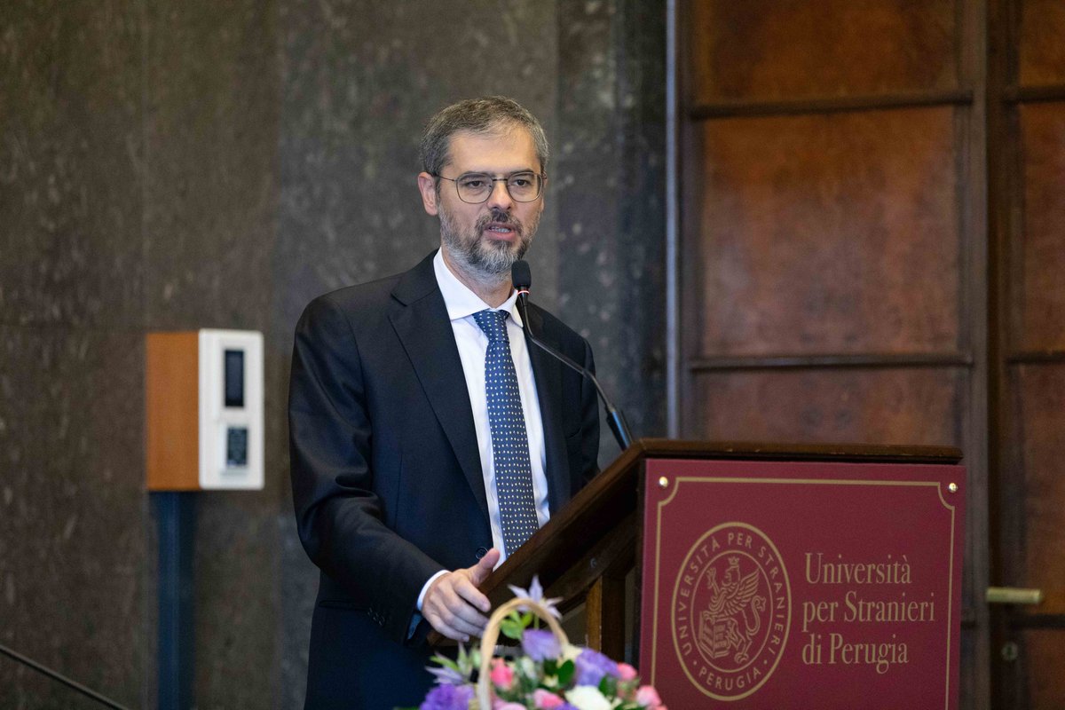 Università per Stranieri di Perugia tweet media