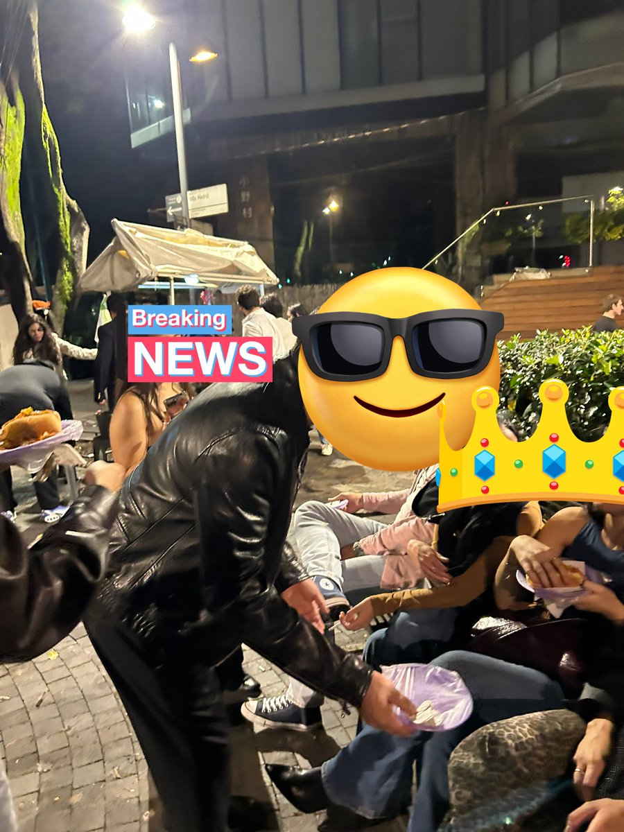 Abe tweet media