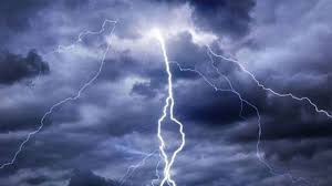 الاردن .. الان - محافظة الكرك تتعرض لعاصفة مطرية ورياح شديده 