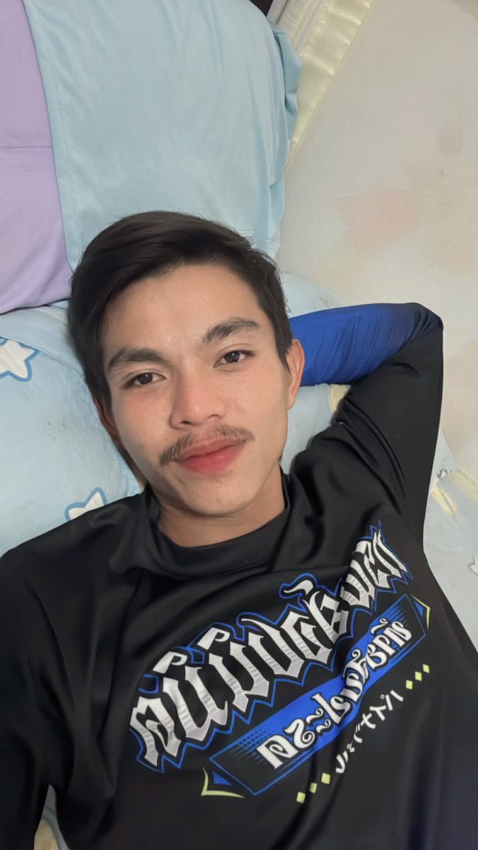 noteza22's tweet image. Good night🫶🏻