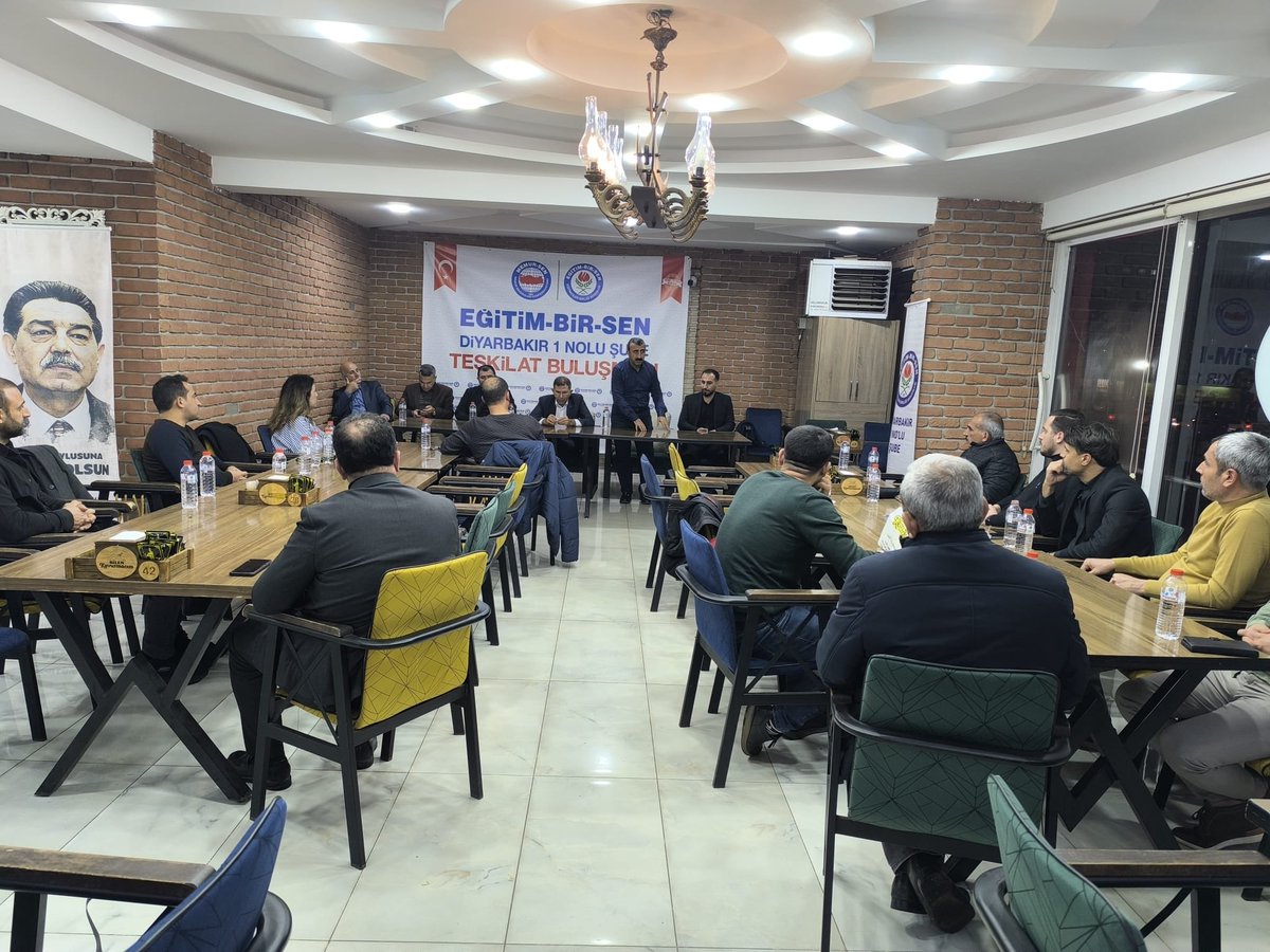 Şube yönetim kurulumuzla birlikte Eğil ilçemizin teşkilatında emek veren öncü kadrolarla bir araya geldik. Eğil’in dinamizmini, teşkilatımızın sahadaki güçlü duruşunu ve gönülden yürütülen çalışmaların bereketini yakından görme fırsatı bulduk.⤵️⤵️