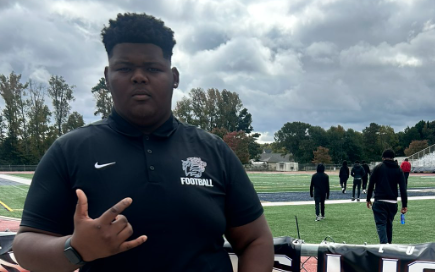 sixstarfootball's tweet photo. Georgia’s Best Underrated and Uncommitted senior Prospects (2026)

📈An in-depth look at several uncommitted prospects on college radars🔥

STORY:▶️https://t.co/u5DU6uyUSz

@Cee_Bee14 @TylerBarberaa @JacobBayer6 @TheCaydenBenson @ReeceBentley26 @j_clarke_23 @TrippKelly11 @cj4peoples @trentpolk12 @Raelon16 @KhalilSpears61