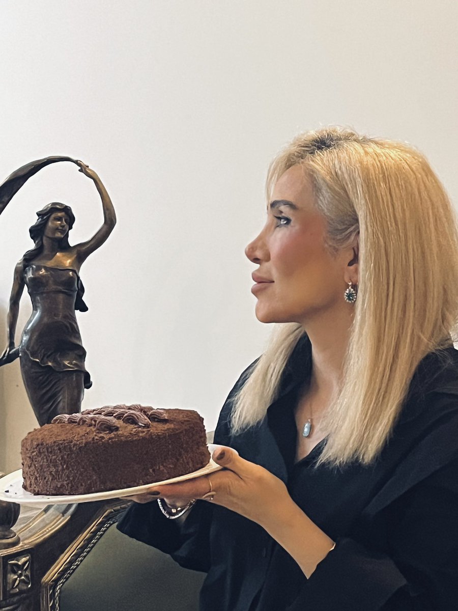 پرهام tweet media