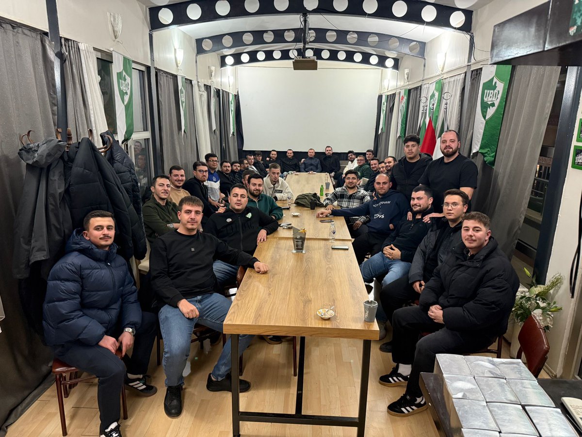 Ünitimsah olarak üyelerimizle derneğimizde bir araya geldik 🐊