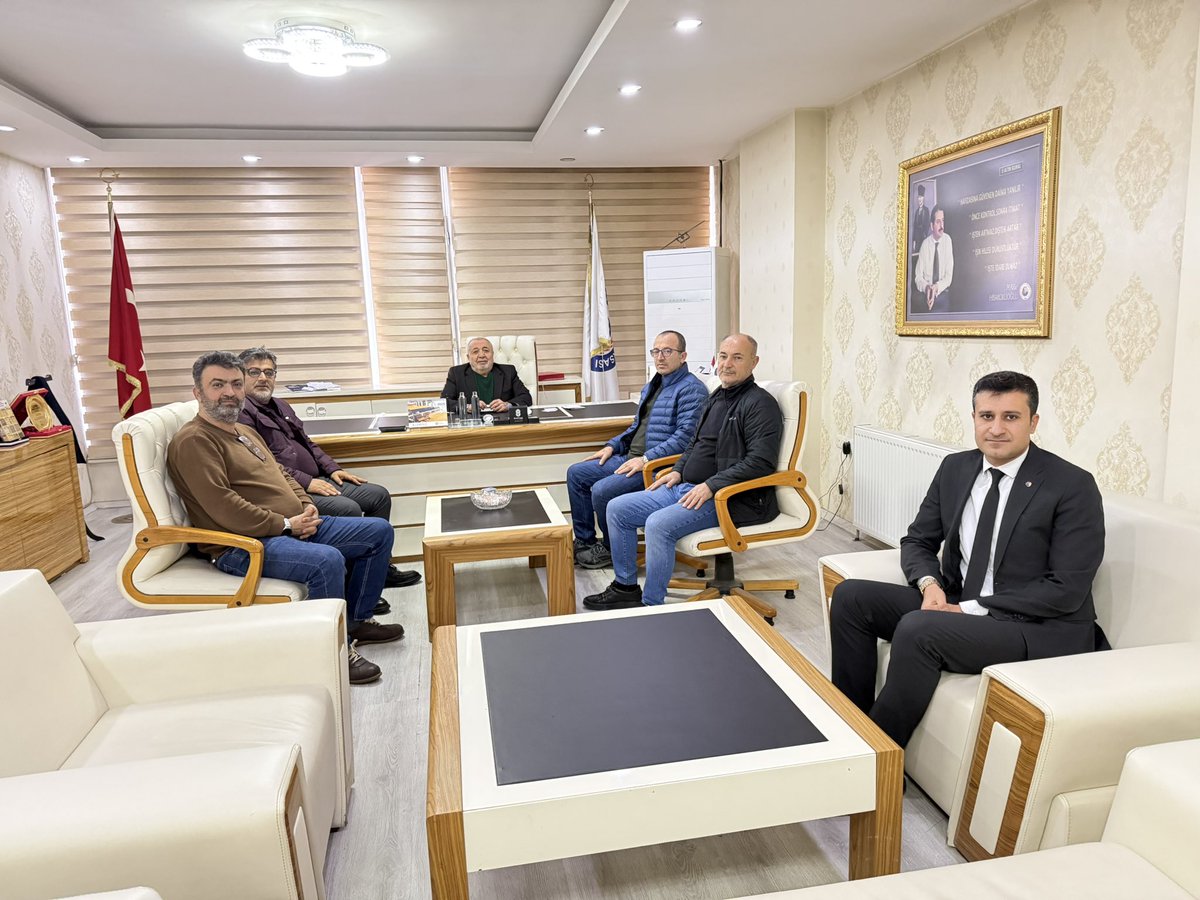 Gap Uluslararası Tarımsal Araştırma Eğitim Merkezi Dış Kaynak ve Proje Geliştirme ve Koordinasyon Birimi uzman personeli Şehmus Atakul ve beraberindeki heyet, Borsamız Yönetim Kurulu Başkanı Arif Güneş’i makamında ziyaret ettiler.
<a href="/arifguness/">Arif GÜNEŞ</a>