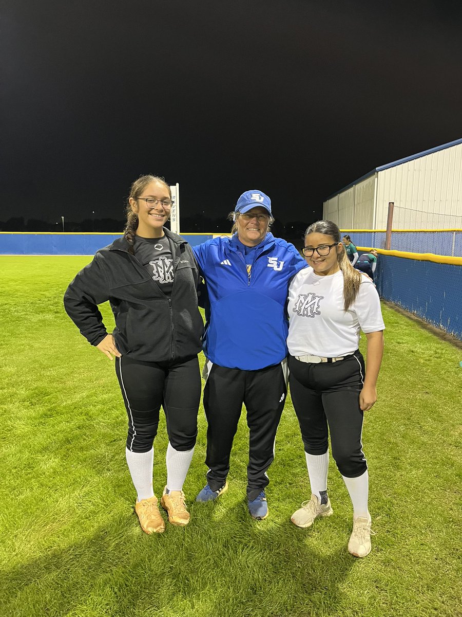 AmandaM_2028's tweet photo. Thank you @SanJacSoftball @HPUsoftball @TUSBTigers for having me at your camp Monday. I really appreciate the feedback and look forward for the next one.

@AMA_Morales16u @AMAH_Herrera https://t.co/SgeQ5OkvFY