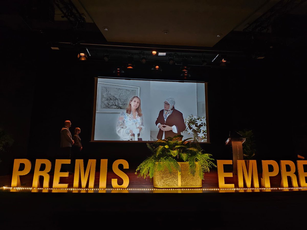 Dipta_cat's tweet photo. @nllaurado @RaiRecoder 🏅Els 10 projectes guanyadors de la 13a edició dels #PremisEmprèn @Dipta_cat són: 
👉Neumacare de #Calafell, Neuhera de #VandellòsilHospitaletdelInfant, ExplainUp de #Tarragona, Somni Games Studios de #MontroigdelCamp... https://t.co/xU75QW9lze