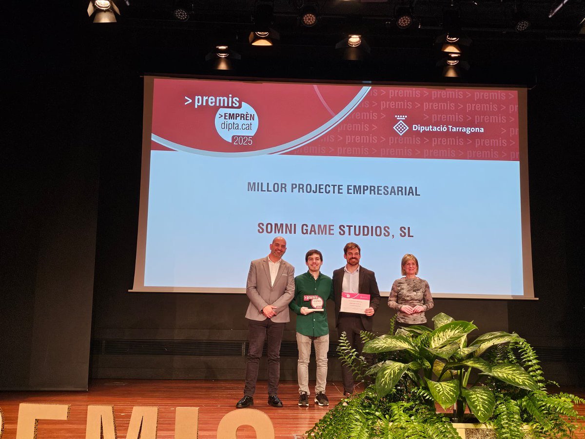 Dipta_cat's tweet photo. @nllaurado @RaiRecoder 🏅Els 10 projectes guanyadors de la 13a edició dels #PremisEmprèn @Dipta_cat són: 
👉Neumacare de #Calafell, Neuhera de #VandellòsilHospitaletdelInfant, ExplainUp de #Tarragona, Somni Games Studios de #MontroigdelCamp... https://t.co/xU75QW9lze
