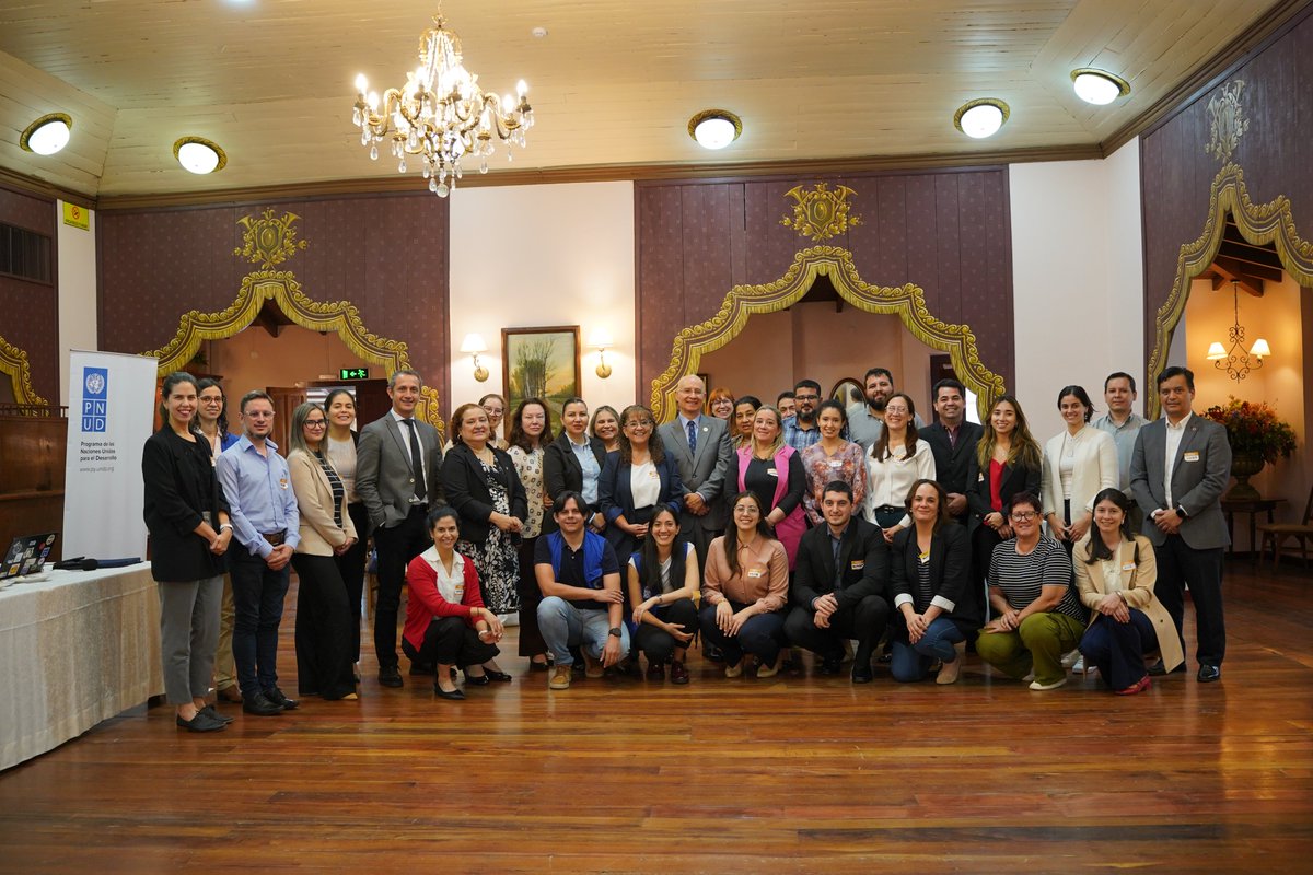 Agradecemos al <a href="/MTESS_PY/">Ministerio de Trabajo, Empleo y Seguridad Social</a> por habilitar este espacio, a la OIT por su acompañamiento técnico y a las más de 30 personas de 14 instituciones que construyeron conocimiento colectivo sector por sector.   Este no es un cierre. Es el punto de partida. 🌿