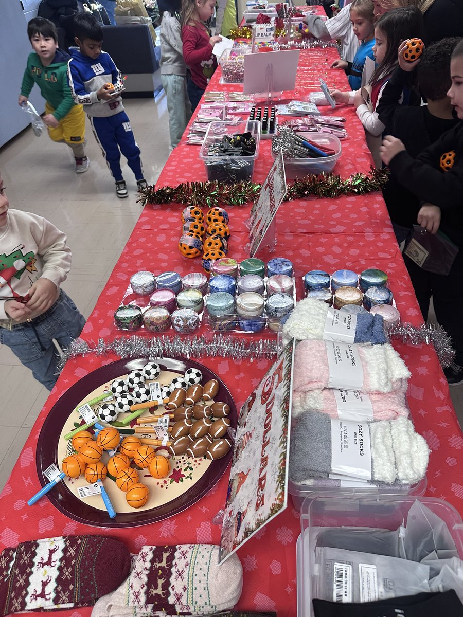 Kimberley Giles tweet media