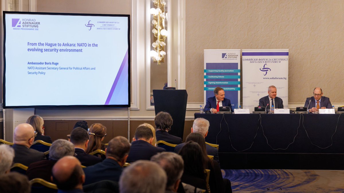 KAS Media SEE tweet media