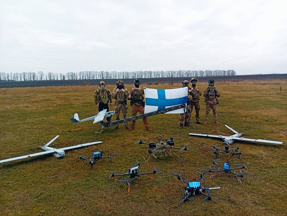 Taivas varjele, mitä sieltä tulee?! Sieltä tulee Muumi!

<a href="/FinnishRy/">Your Finnish Friends ry</a> ja <a href="/UkrainApu/">UkrainApu</a> hankkivat yhteistyössä Muumin droneyksikölle uudentyyppistä kalustoa 30k€ edestä Ukrainan itsenäisyyden puolustamiseen.

Näitäkään ei maksettu julkisin keräysvaroin, koska se ei valtiovallalle käy.