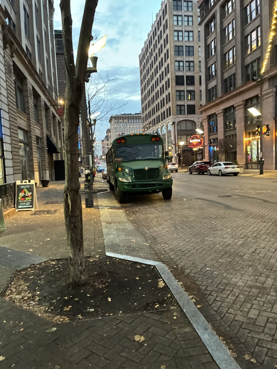 Dan Pistor tweet media