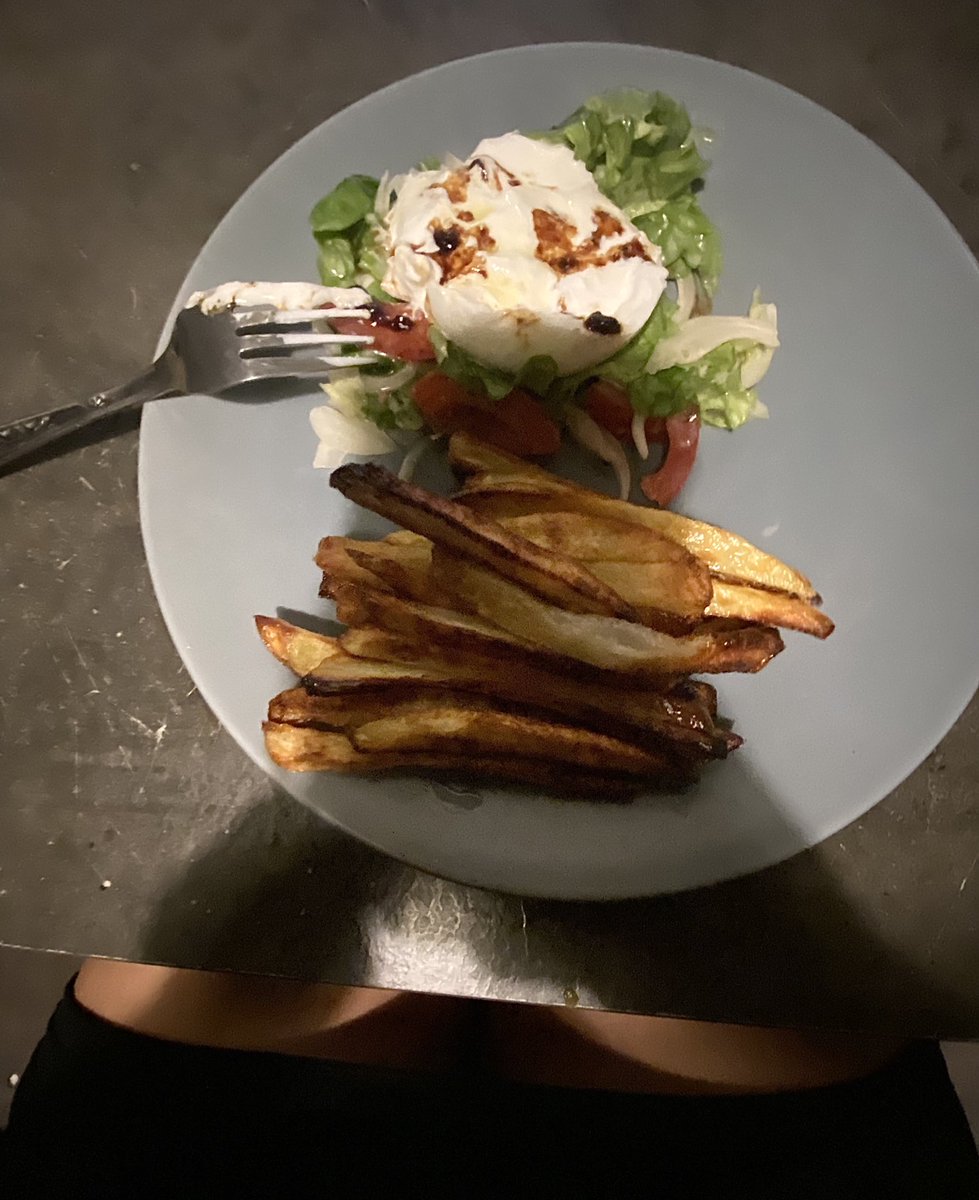 instableEmotion's tweet image. 🍟🥗