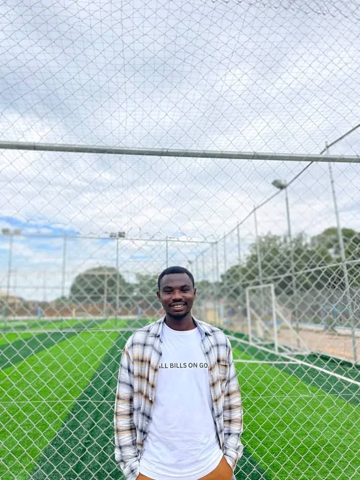 Summary of my 2025
-I applied for every graduate trainee out there, I failed
-Every job i applied for, I got rejected 
-I was robbed twice (January 19th and November 15th) I lost my phone, laptop, boot, bag n jersey 

In all, I give God thanks for everything.
2026 will be better