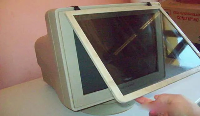 noticias_argy's tweet photo. "Fatiga ocular"

Por esta pantalla que va sobre el monitor que sirve para evitar que se cansen y lastimen los ojos. https://t.co/iH46xoHO2a