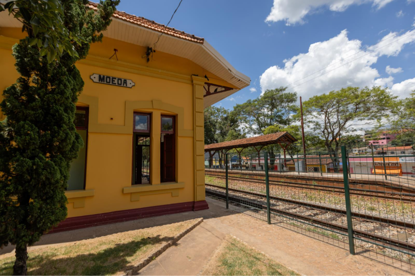 correiodeminas's tweet image. MRS investe R$ 2,8 milhões na revitalização da Estação Ferroviária de Moeda; reinauguração acontece hoje (12) #correiodeminas

#MRS #investe #revitalização #EstaçãoFerroviária #Moeda #reinauguração #correiodeminas

Leia a matéria completa em nosso site:
correiodeminas.com.br/2025/12/12/mrs…