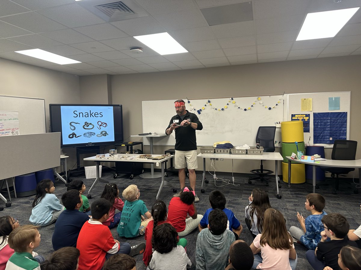 Ms. Mican tweet media