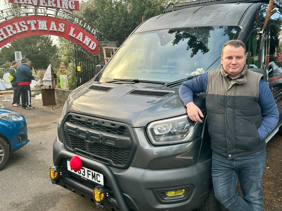 Meet Matt Rice, #FordUK engineer and Santa’s helper! Discover his inspiring journey in a restored Ford Transit van and his heartfelt mission: spr.ly/6013C8FIt

Work with people who use their talents to make the world a better place at spr.ly/6017C8FIx.

#WeAreFord