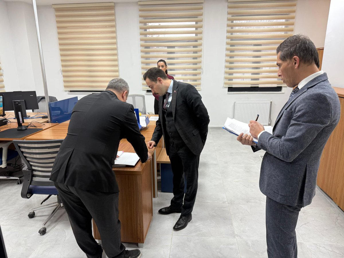 Kaymakamımız Sayın Hüseyin BÜTÜNER, 5442 sayılı İl İdaresi Kanunu’nun 31/Ç maddesi gereğince; İlçe Milli Emlak Şefliği, İlçe Özel İdare Müdürlüğü, İlçe Müftülüğü, İlçe Milli Eğitim Müdürlüğü, İlçe Mal Müdürlüğü ve İlçe Nüfus ve Tapu Müdürlüğünde denetim ve incelemelerde bulundu.