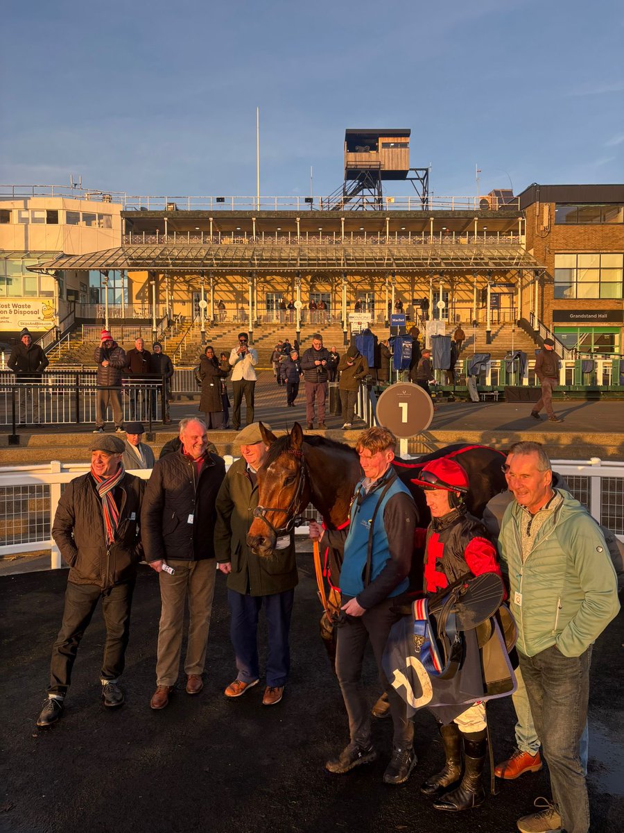 MHammondRacing's tweet photo. Double on the day @NewcastleRaces 🥇 🥇 Hugo and Tractor!  well done to our amazing team at home 💙💛magic day #TeamMH #Winners 🦃 https://t.co/tlcbgARmS6