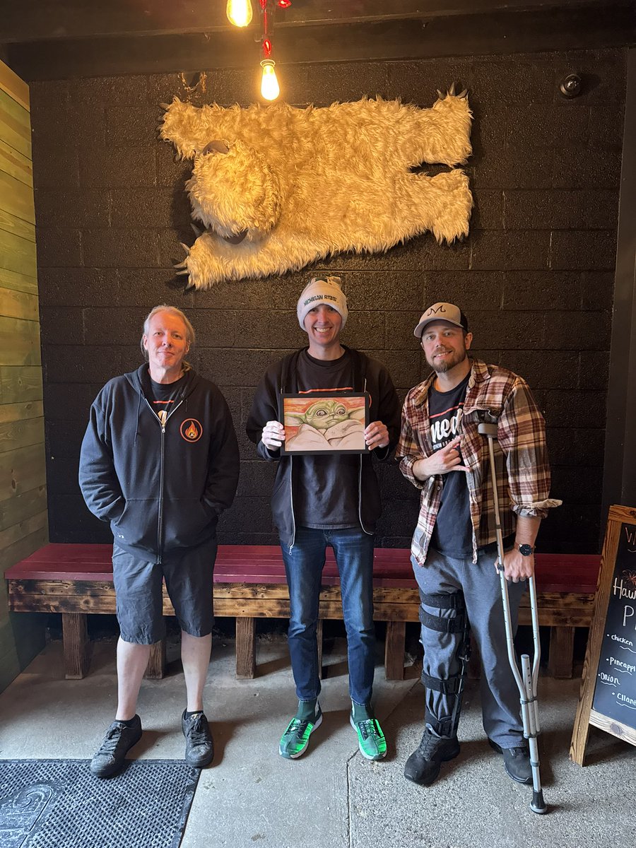 spartyryanh's tweet image. May the force &amp;amp; BBQ be with you🤘🏻🍖🎬📺 @MeatBBQ @logg666 @LyntzJohnson @LSJNews @lansingmichigan @CityPulse @OldTownLansing @GuyFieri @Q106 @FoodNetwork @starwars @downtownlansing