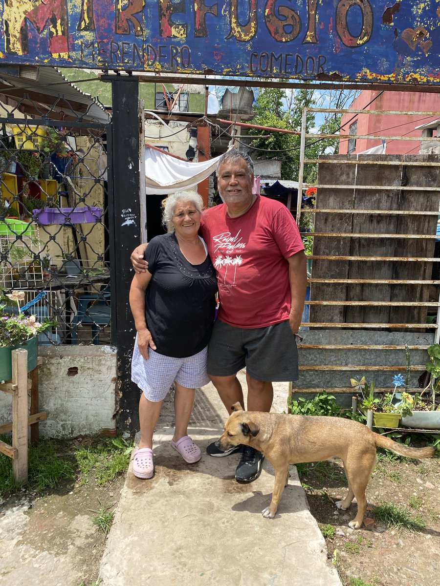 PMiguel2023's tweet image. Estamos en Diciembre, y como todos los años fuimos a visitar con @DanielProSM  a Tere en su lugar en el mundo el merendero Mi Refugio en Trujui, San Miguel, con quien estuvimos charlando de la obra que sostiene junto a sus 40 chicos, a los que les brinda alimento todos los días.