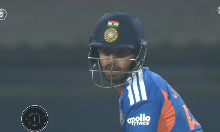 Bitumann's tweet image. - 10*(5) &amp;amp; 4 Catches in first T20I.
- 27(17) &amp;amp; 1 brilliant run out in second T20I.

Jitesh Sharma has been gold in both matches in this T20I series. 👏

RCB BLOOD 🔥
#INDvSA #RCB #TATAIPL