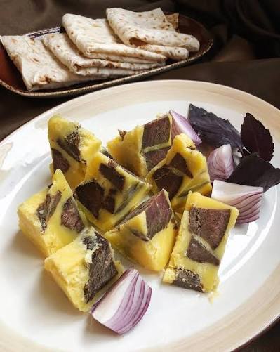 Не понимаю мема про «смажьте мясо маслом», потому что это буквально одно из моих самых любимых блюд