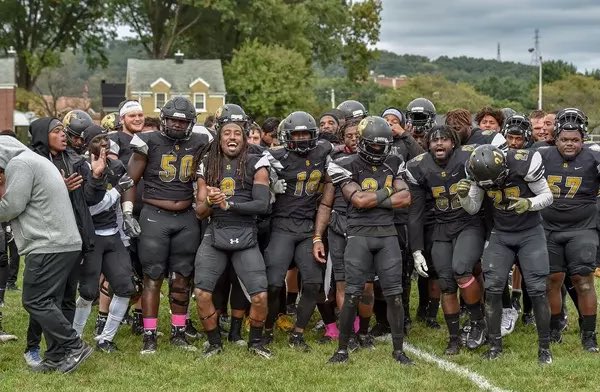 nicholas Webb tweet media