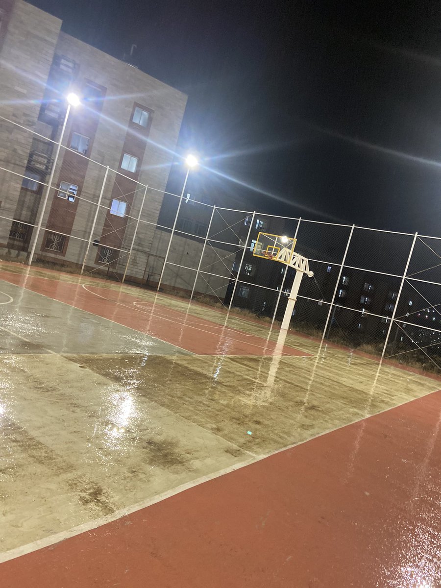 امشب🌧️🤌🏻