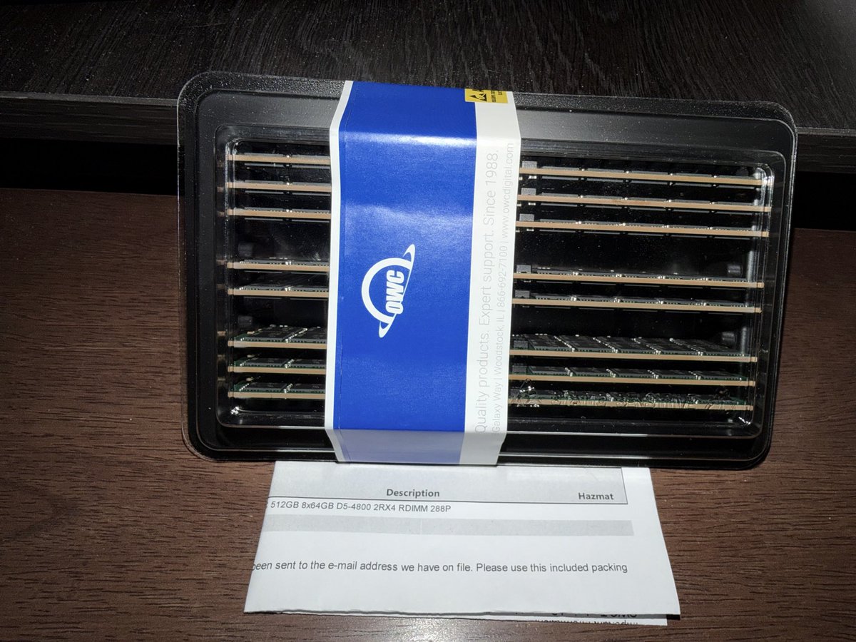 just found this 512GB DDR5 RAM kit in my mailbox, anyone missing a RAM order?