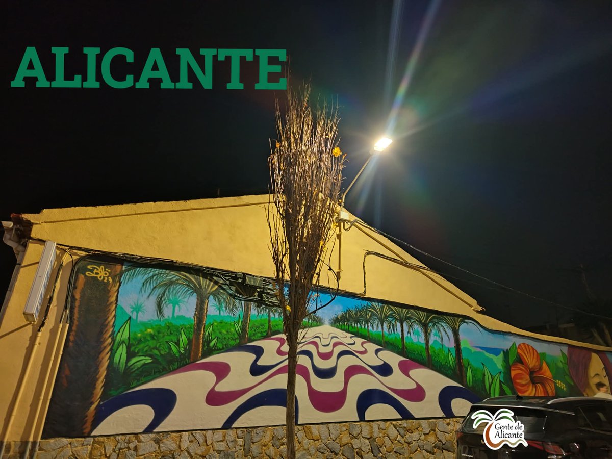 Buenas noches Gente de Alicante desde El barrio de San  Gabriel donde nos encontramos este mural tan chulo😍🌴🇪🇦🩵❤️🤍

#Alicante #LaMillorTerretadelMón
#GentedeAlicante
 #enalicante #viscaalacant #alicantealacant #CostaBlanca #lanuvees #EAlicantinas #spain