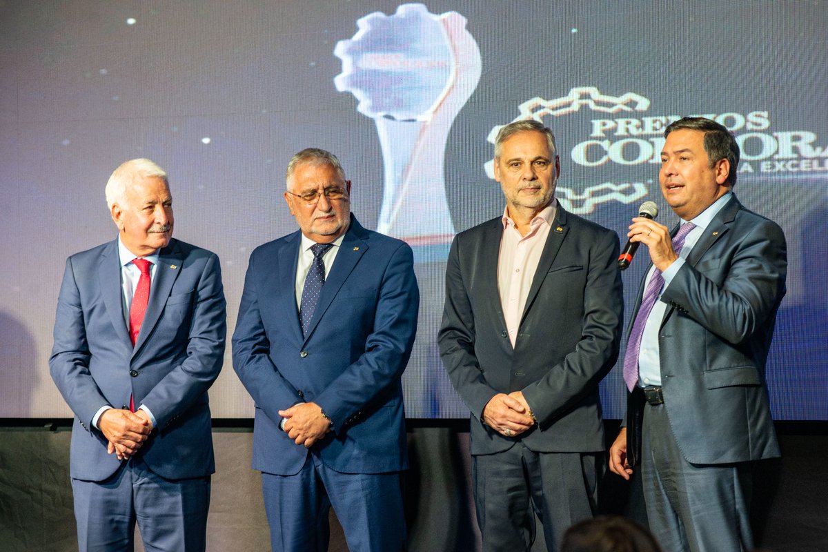 CAME acompañó una nueva edición de los Premios Corporación, organizada por <a href="/CCISBB/">CCIS Bahía Blanca</a>, un reconocimiento que desde hace 106 años valora el esfuerzo, la innovación y el compromiso de las empresas de Bahía Blanca

El Presidente de CAME, Ricardo Diab y miembros del Comité de