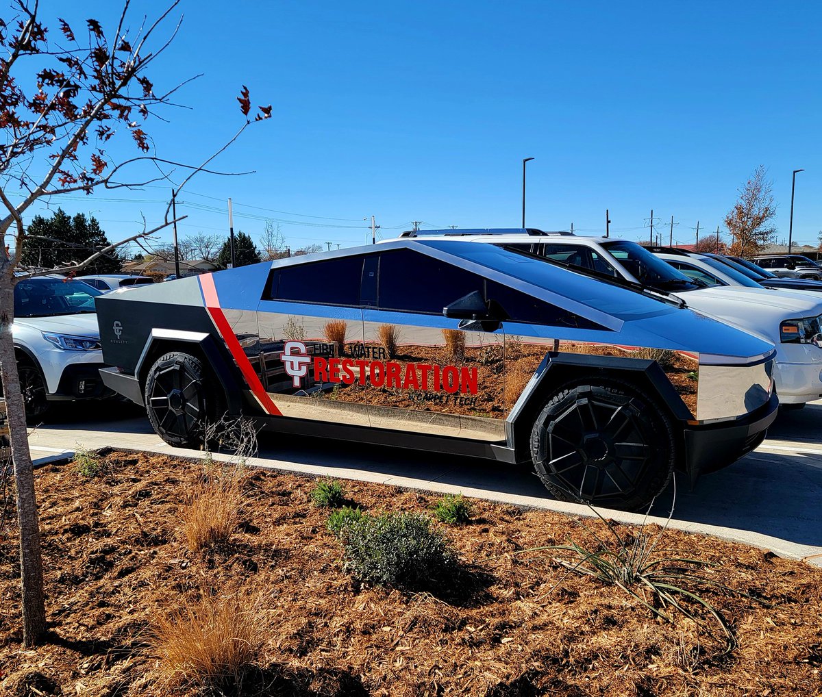 WillAMurray's tweet photo. @CallCarpetTech nice ride. Definitely caught my eye. https://t.co/vn4oM6YpSu