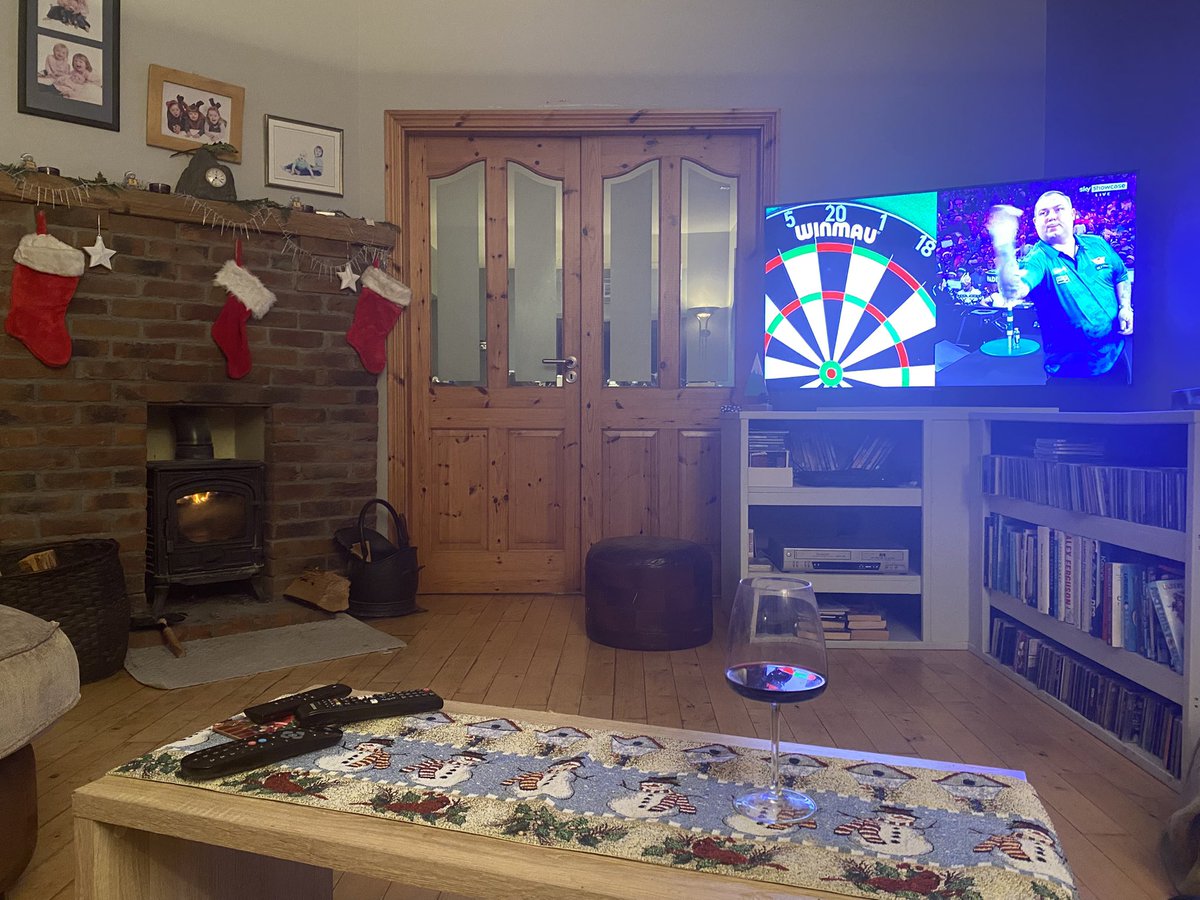 Connor Shields tweet media