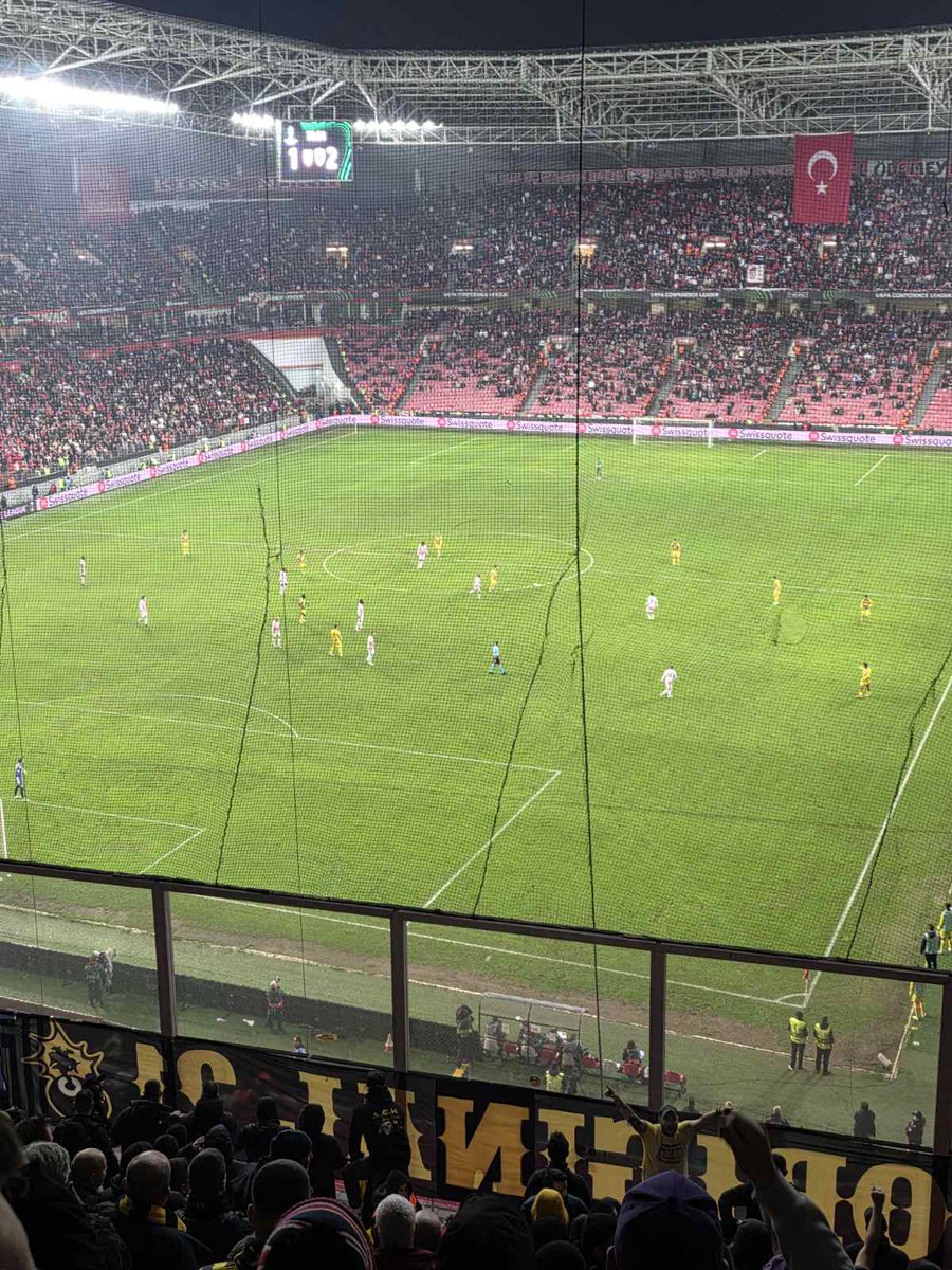 ti_offside_reee's tweet photo. Είμαστε ΑΕΚ και κερδίζουμε την Σαμσουνσπορ. Δεν "γαμαμε" καμία Τουρκία και κανέναν Κεμάλ,κανέναν μογγολο και δεν ξέρω τι άλλο έχετε ονείρωξη "αγαπητά" εθνικια.
ΑΕΚ σημαίνει για πάντα προσφυγιά...
Καλή επιστροφή από την όμορφη και φιλόξενη Τουρκία🇬🇷🤝🇹🇷
#aekfc
#SAMAEK https://t.co/Y9NMQWqehi